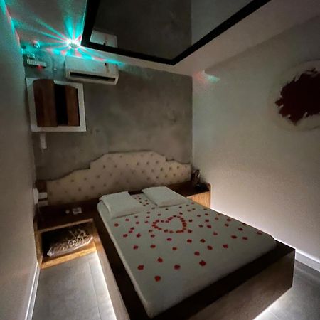Lemonte Motel 布吕斯克 外观 照片