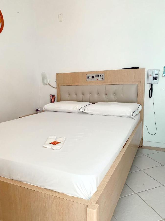 Lemonte Motel 布吕斯克 外观 照片